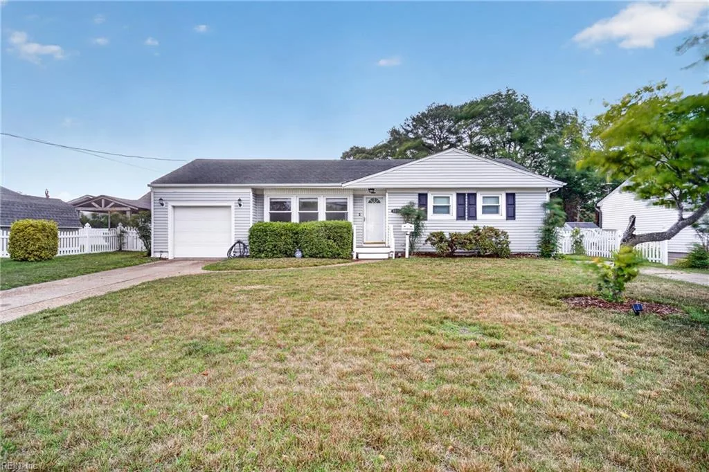 8516 Halprin DR, NORFOLK VA 23518
