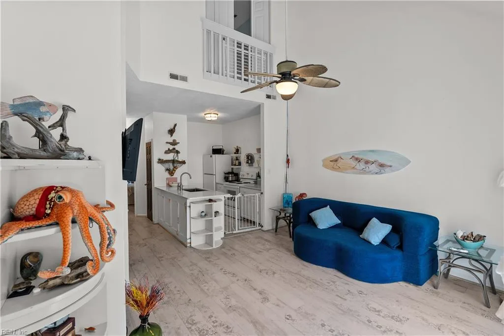 865 Little Bay AVE #4, NORFOLK VA 23503