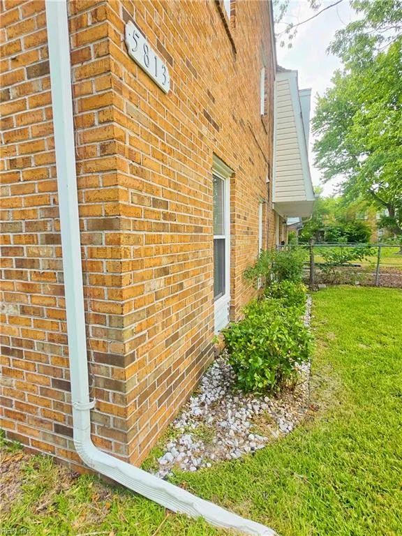 5813 W Hastings CT, VIRGINIABEACH VA 23462