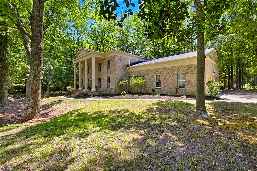 2628 Shorehaven Dr, Virginia Beach — photo