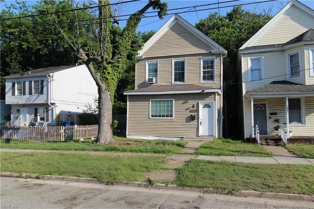 1035 23rd ST, NEWPORTNEWS VA 23607