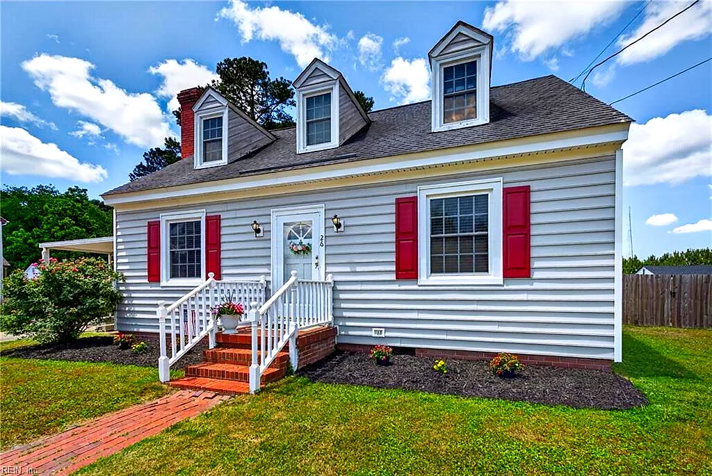 26 N Court ST, WINDSOR VA 23487