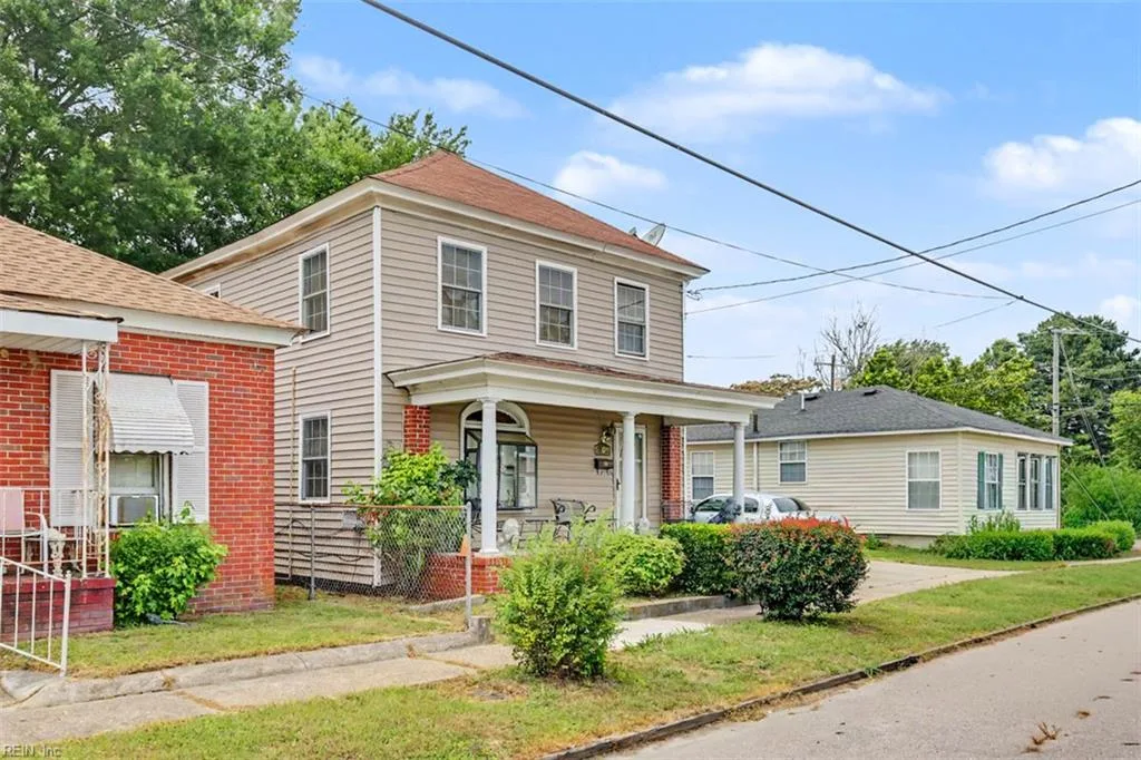 209 Spruce ST, SUFFOLK VA 23434