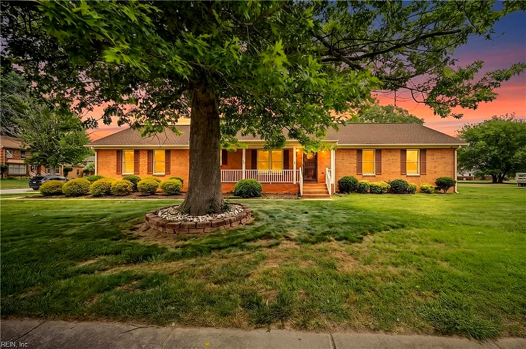 4161 Stonebridge Lndg, Chesapeake — photo