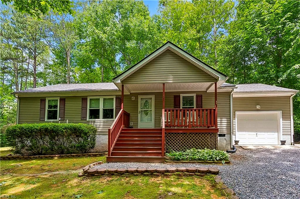 3809 Stream Dr, Gloucester — photo