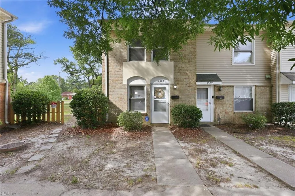 1529 Darren CIR, PORTSMOUTH VA 23701