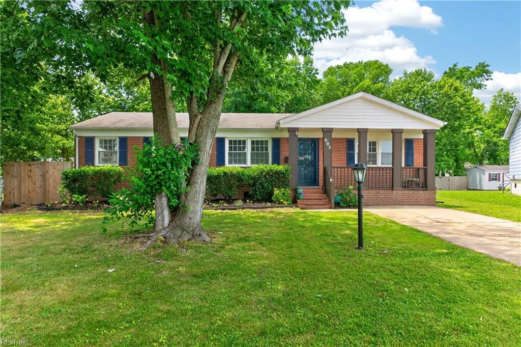 903 Susan CT, HAMPTON VA 23661