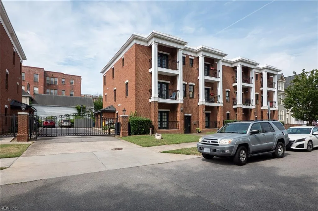 805 Westover AVE #A, NORFOLK VA 23507