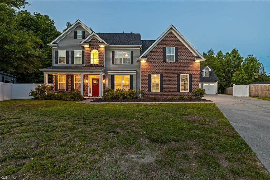 1109 Honey Bee CT, CHESAPEAKE VA 23322