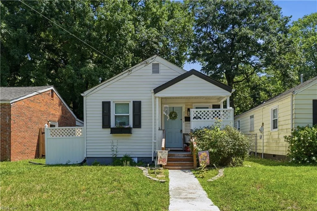 802 Teach ST, HAMPTON VA 23661