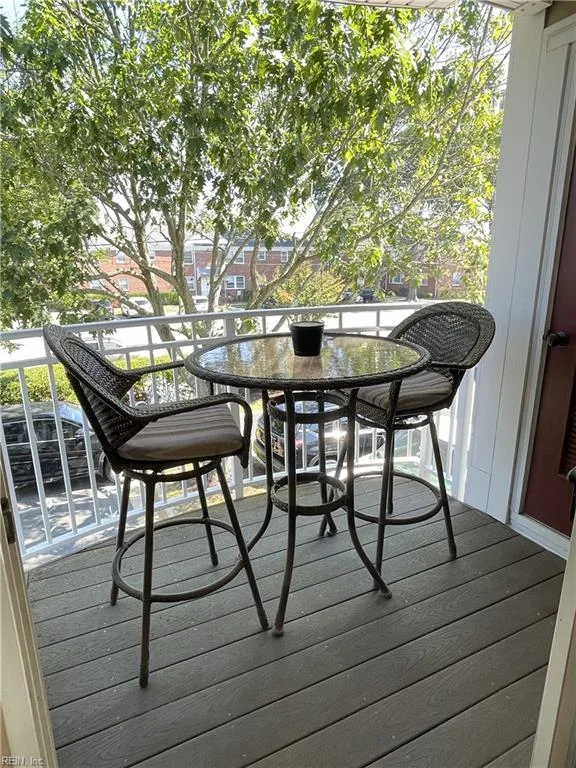 512 24th ST #203, VIRGINIA BEACH VA 23451