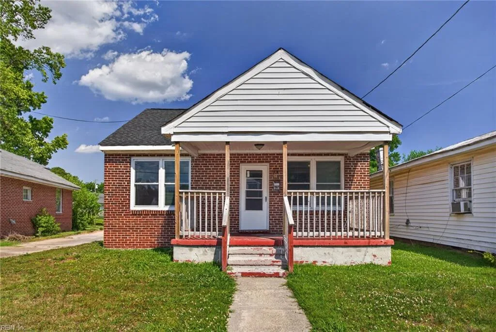 110 Halifax ST, SUFFOLK VA 23434