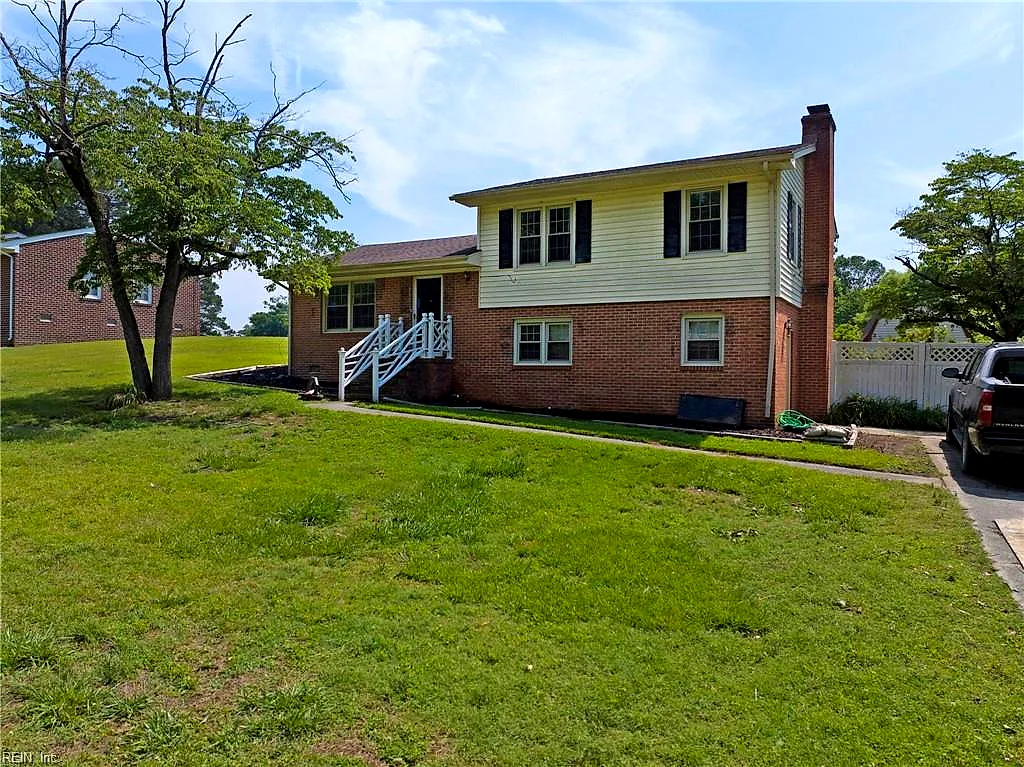 24209 Lovers Ln, Windsor — photo