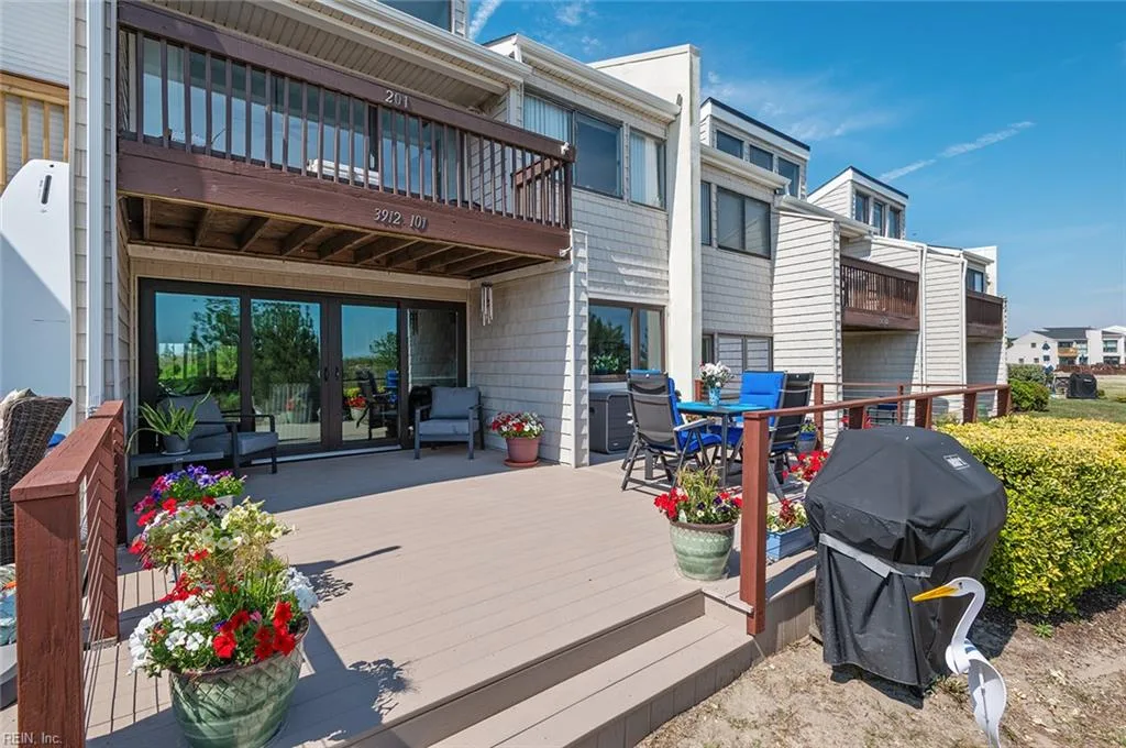 3912 Whispering Oaks PL #101, VIRGINIABEACH VA 23455