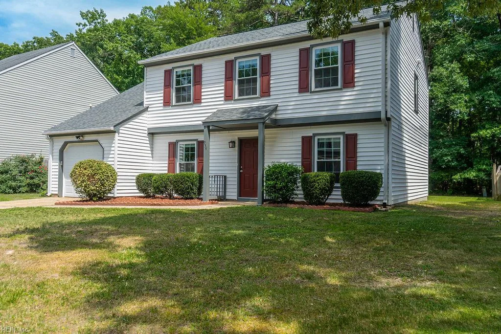 934 Lowry PL, NEWPORTNEWS VA 23608
