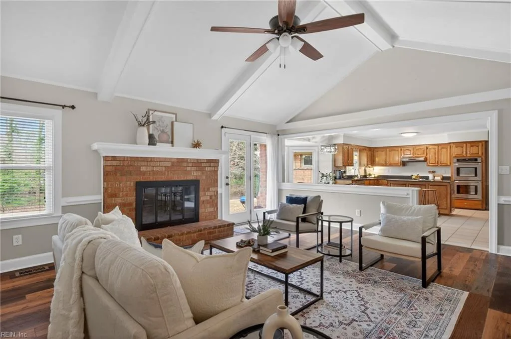 1432 Pine Grove LN, CHESAPEAKE VA 23321