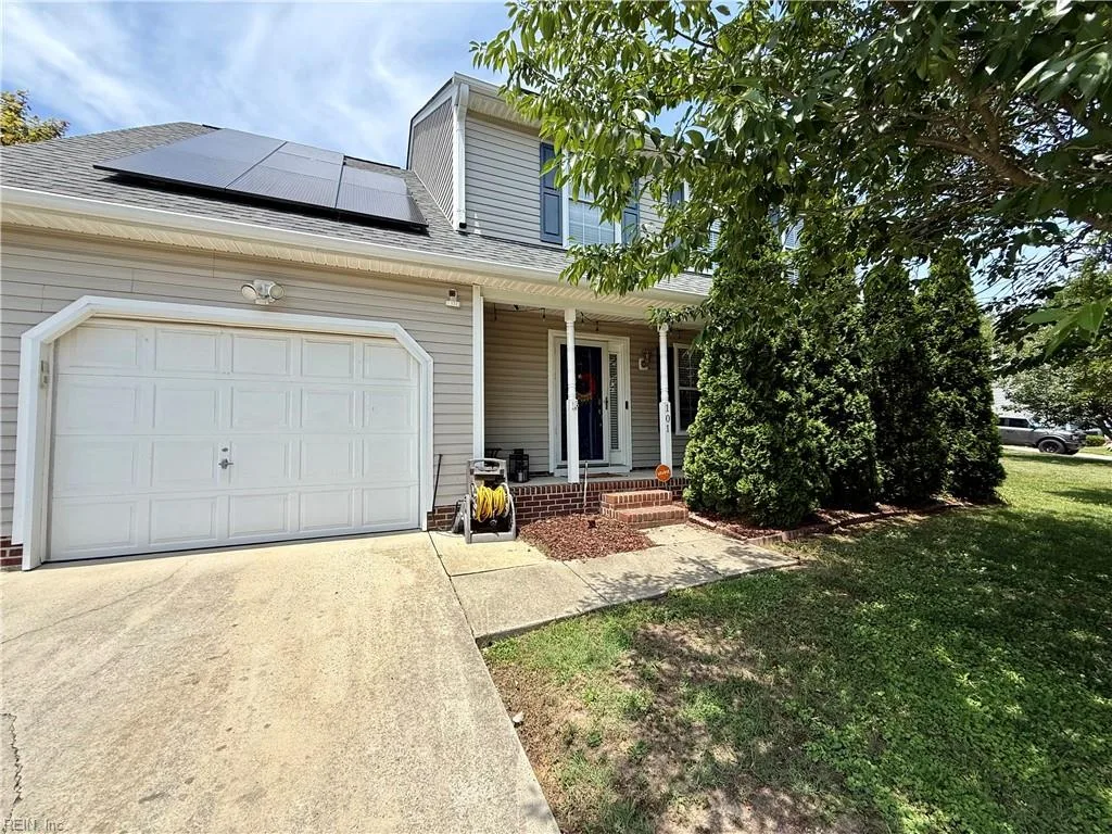 101 Emerald Ct, Suffolk — photo