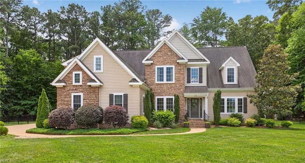 118 Collington RN, YORKTOWN VA 23693