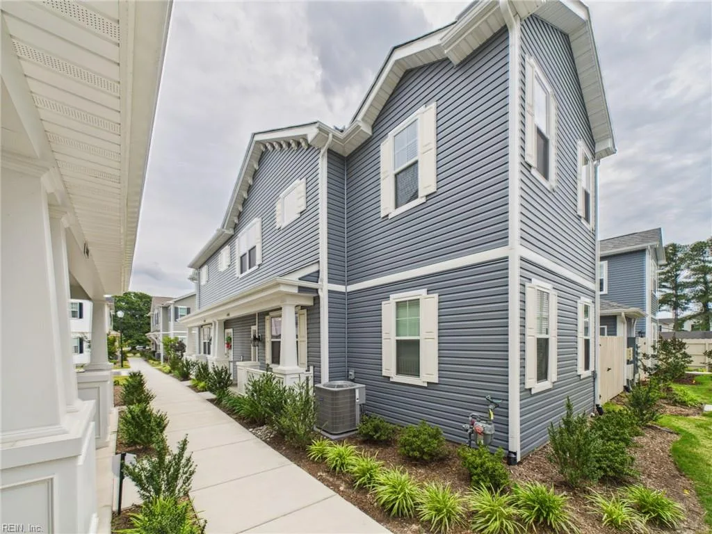 4998 Hawkins Mill WAY, VIRGINIABEACH VA 23455