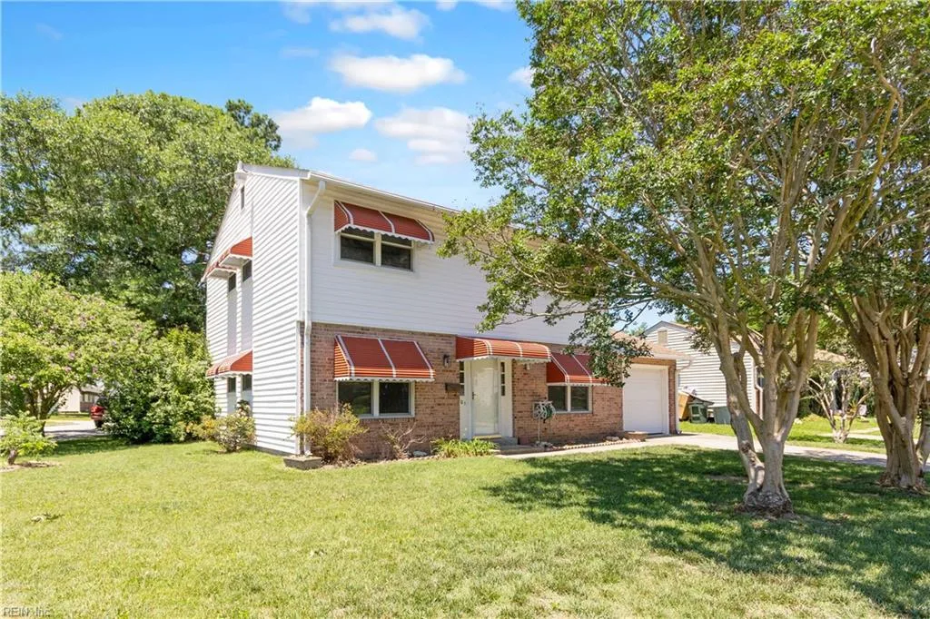 801 Lemaster AVE, HAMPTON VA 23669