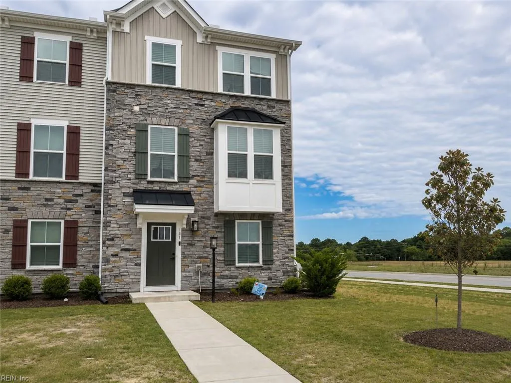 181 Cedar Crest DR, SMITHFIELD VA 23430
