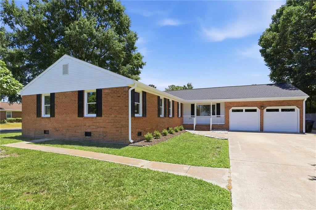 816 Moffat LN, VIRGINIABEACH VA 23464