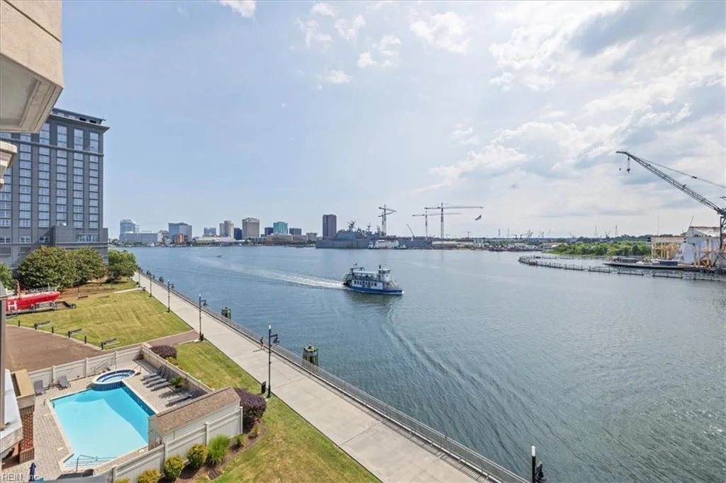 475 Water ST #515, PORTSMOUTH VA 23704