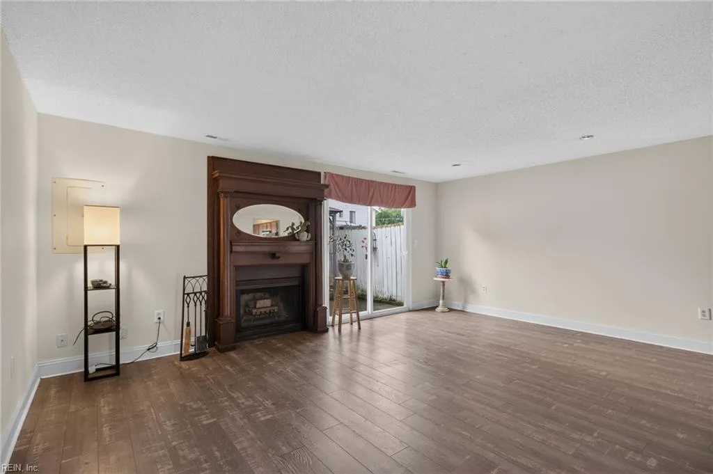 914 C Ave, Virginia Beach — photo