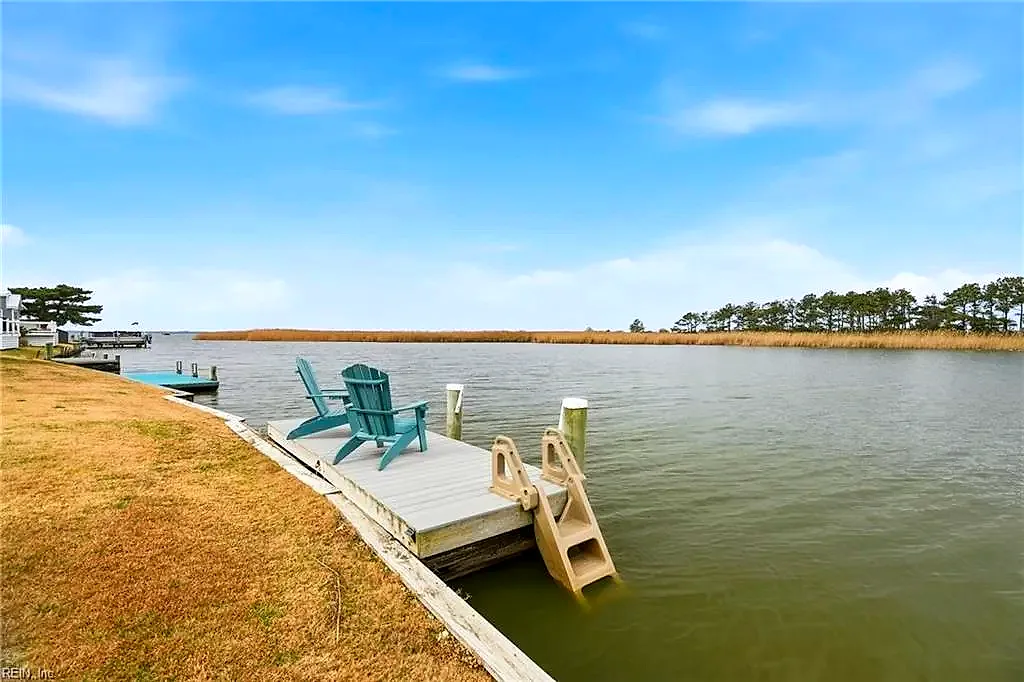 3665 Sandpiper Rd #148, Virginia Beach — photo