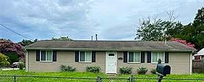 2001 Grimes Rd, Hampton — photo