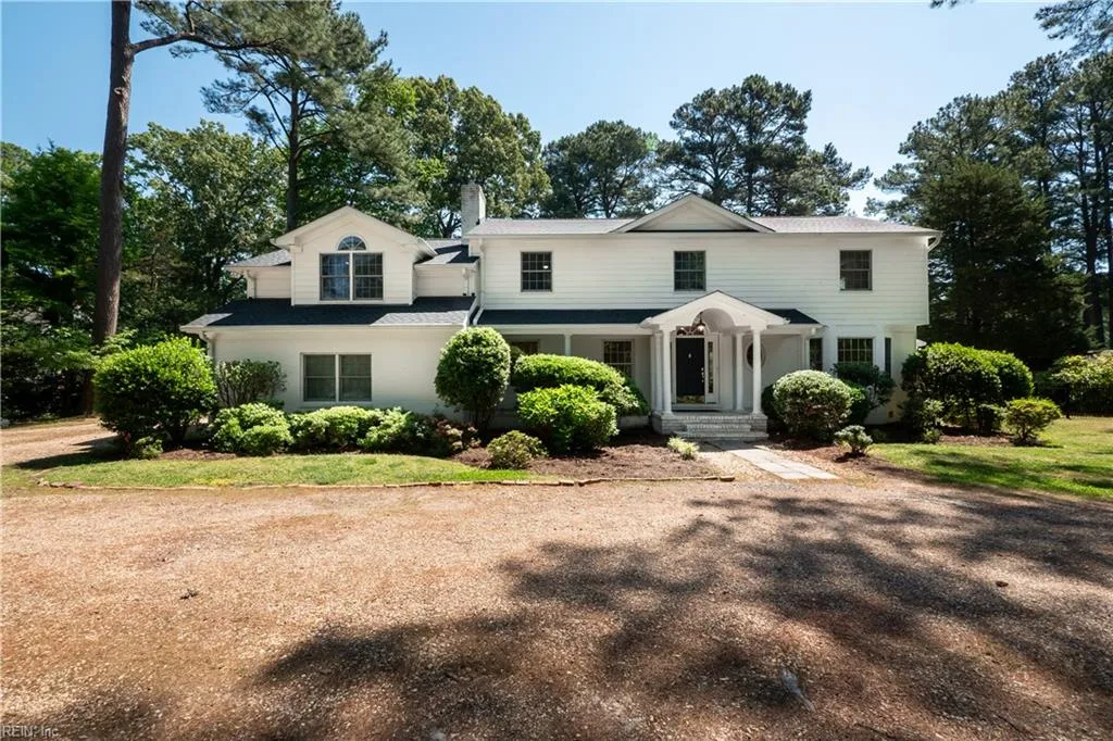 912 Cardinal RD, VIRGINIABEACH VA 23451