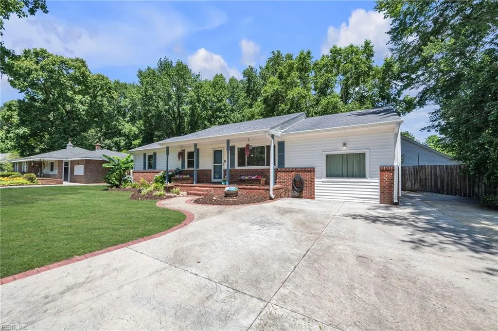 2839 Lambert TRL, CHESAPEAKE VA 23323