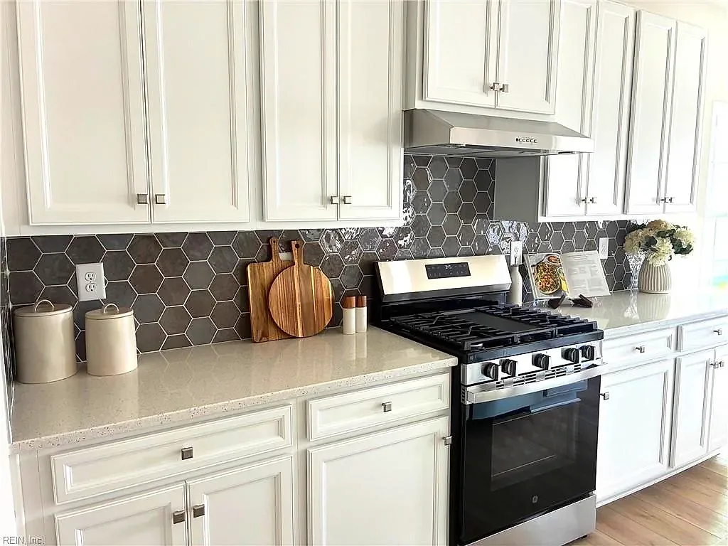 1504 Charlie St, Chesapeake — photo
