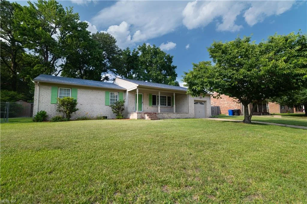 4116 Meadowview RD, PORTSMOUTH VA 23703