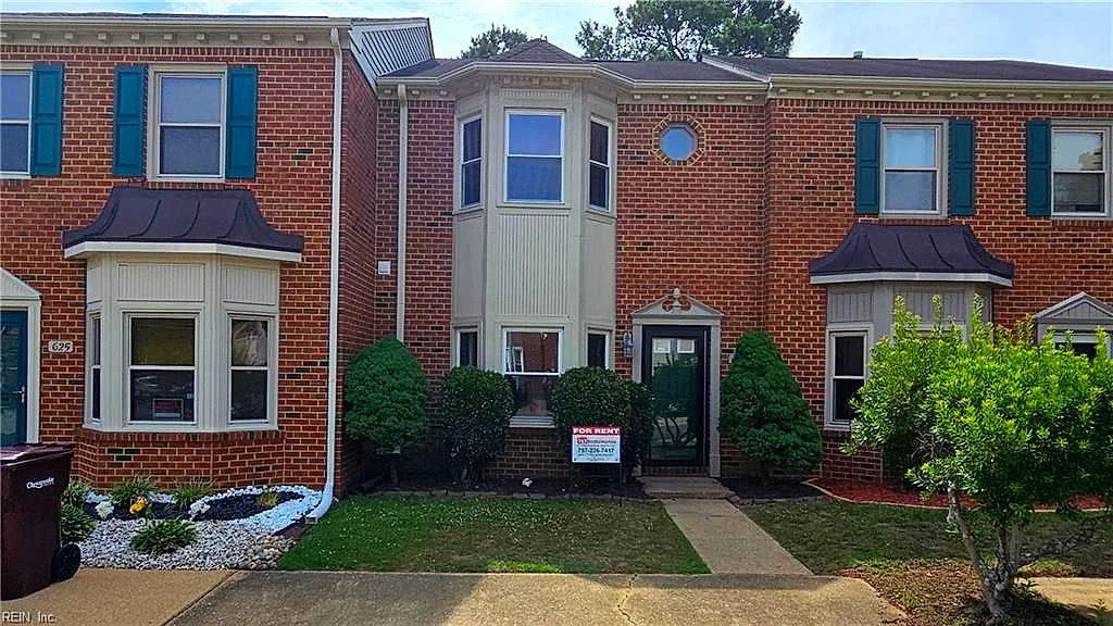 627 Creekside Ct, Chesapeake — photo