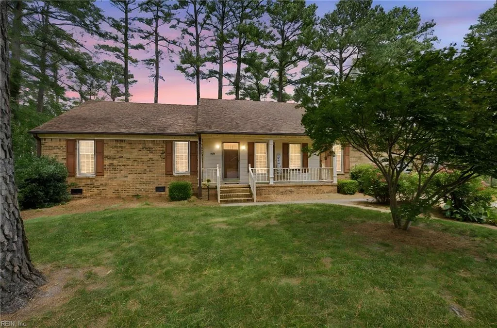 402 Penhook CT, CHESAPEAKE VA 23322