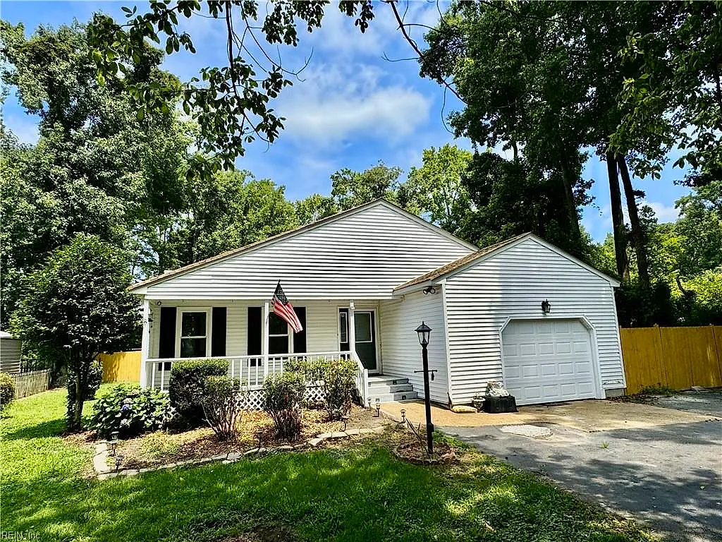 2112 Munden Point Rd, Virginia Beach — photo