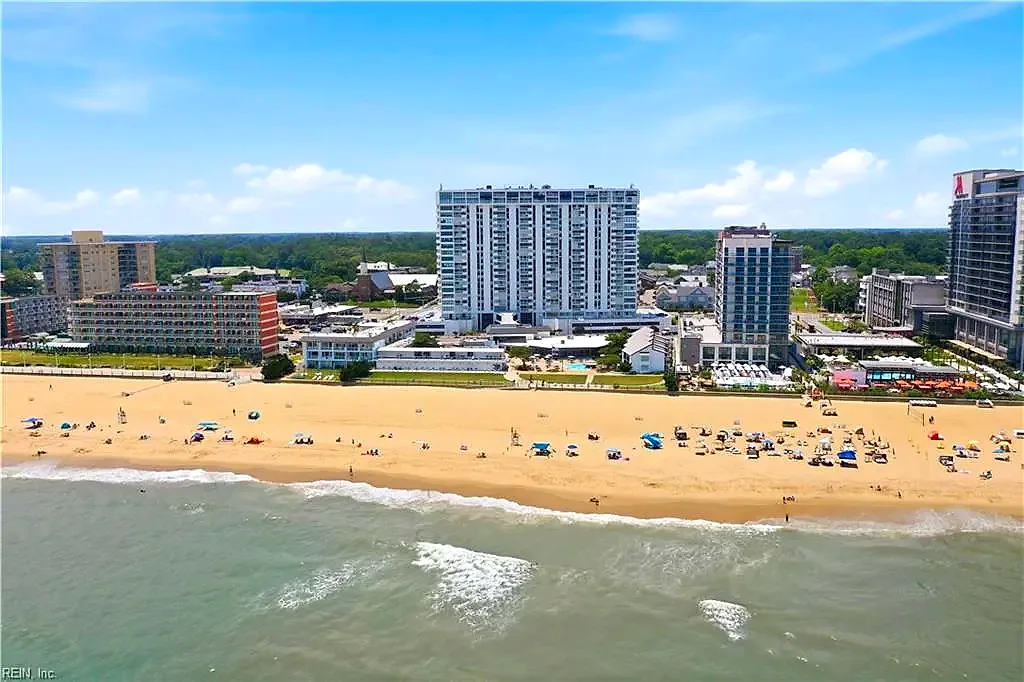 4004 Atlantic AVE #303, VIRGINIA BEACH VA 23451