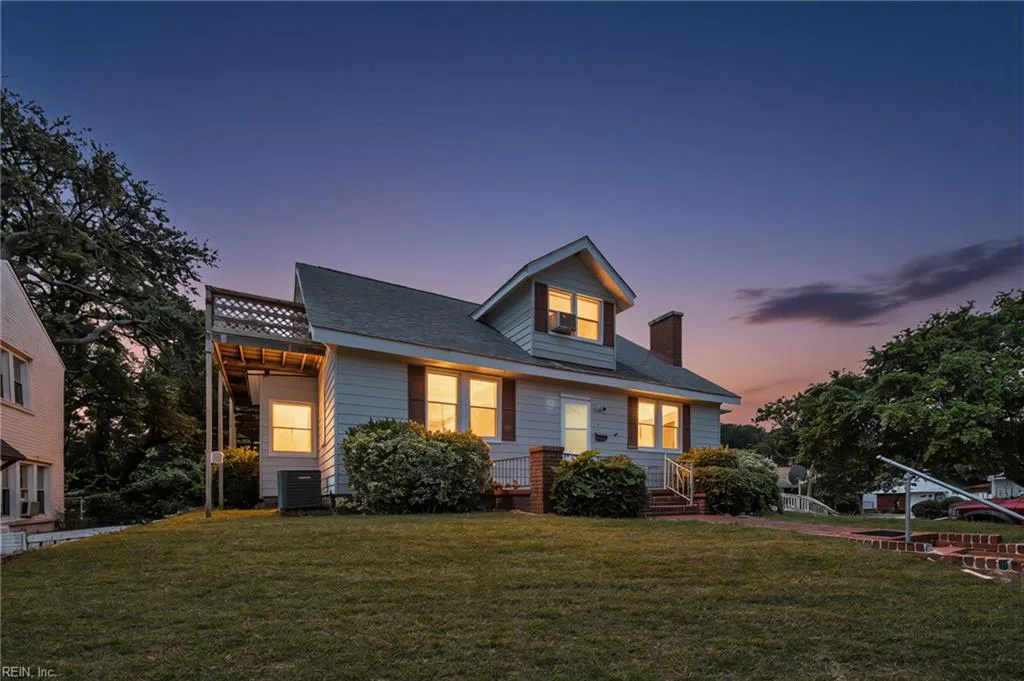 1607 E Ocean View AVE, NORFOLK VA 23503