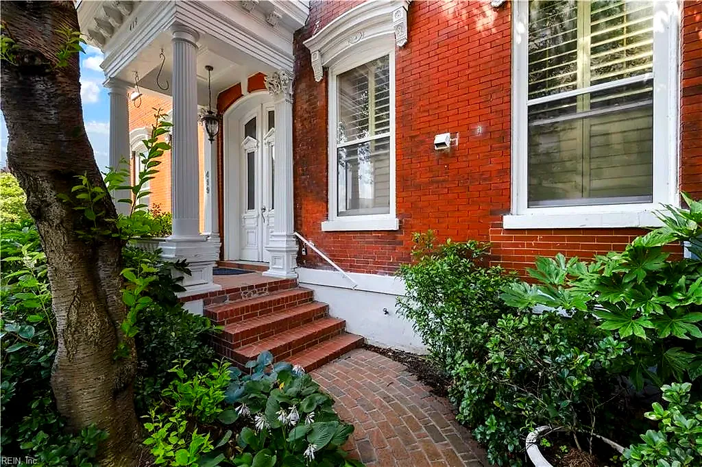 419 Duke St #1, Norfolk — photo