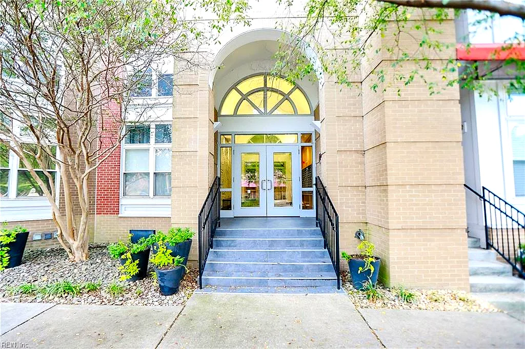 388 Boush St #222, Norfolk — photo