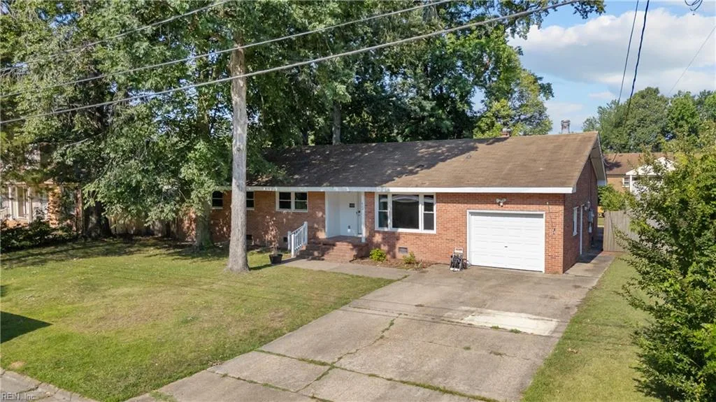 624 Rock DR, CHESAPEAKE VA 23323