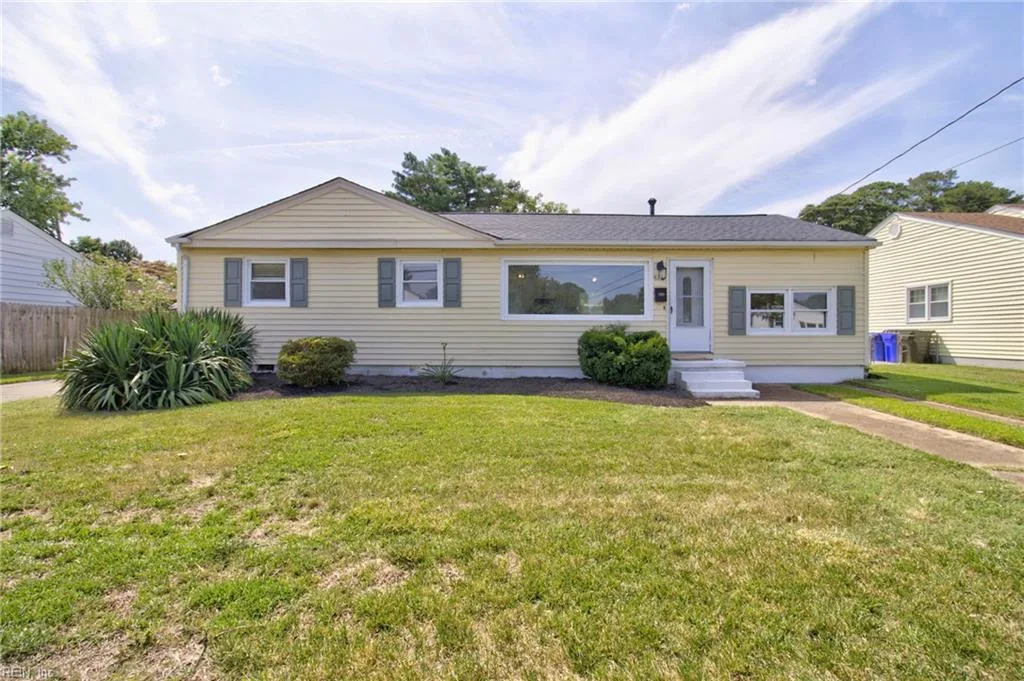 8133 Baywood DR, NORFOLK VA 23518