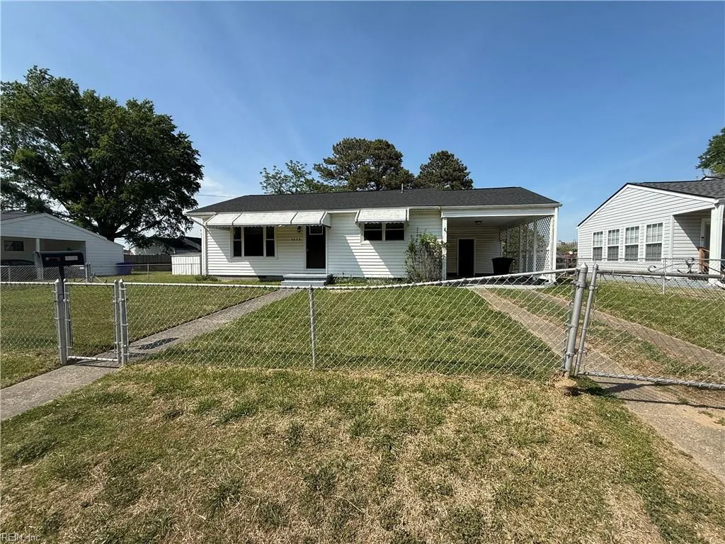5628 Aurora DR, VIRGINIABEACH VA 23455