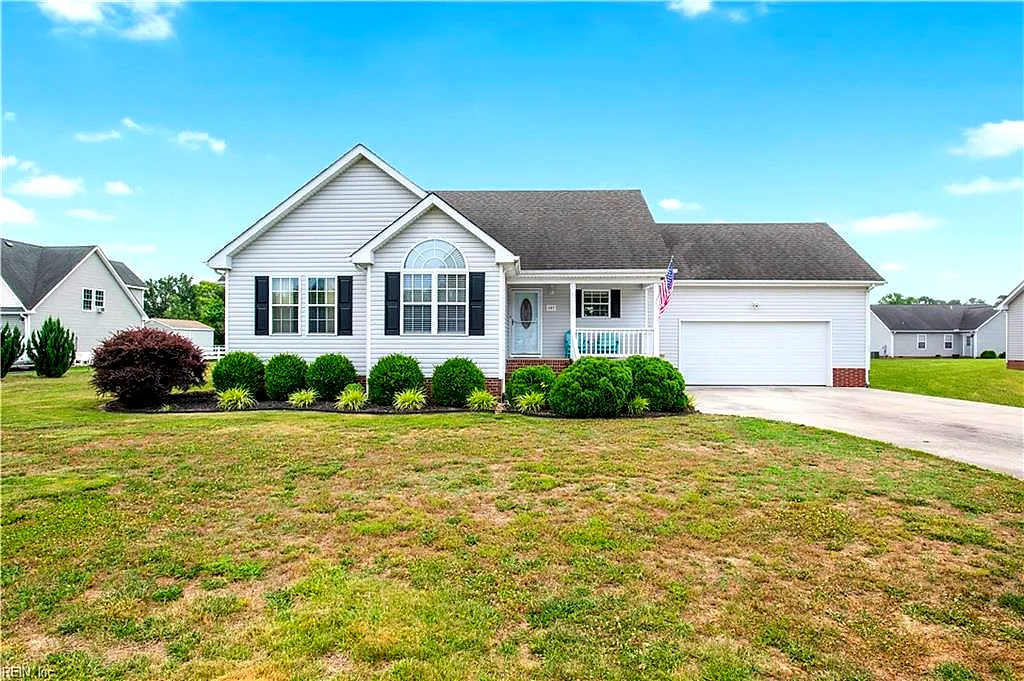107 Chickadee St, Moyock — photo