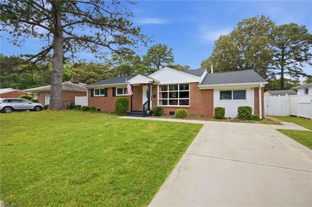 3812 N Ingleside DR, NORFOLK VA 23502