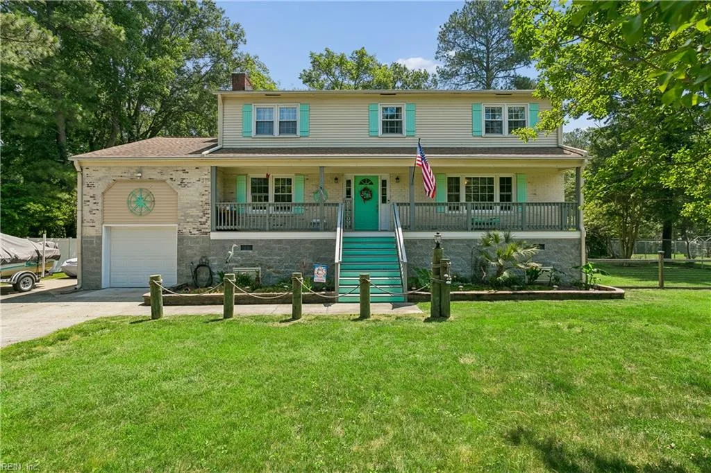6 Kathy DR, POQUOSON VA 23662