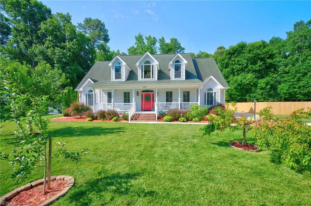 1516 Olde Mill Creek DR, SUFFOLK VA 23434