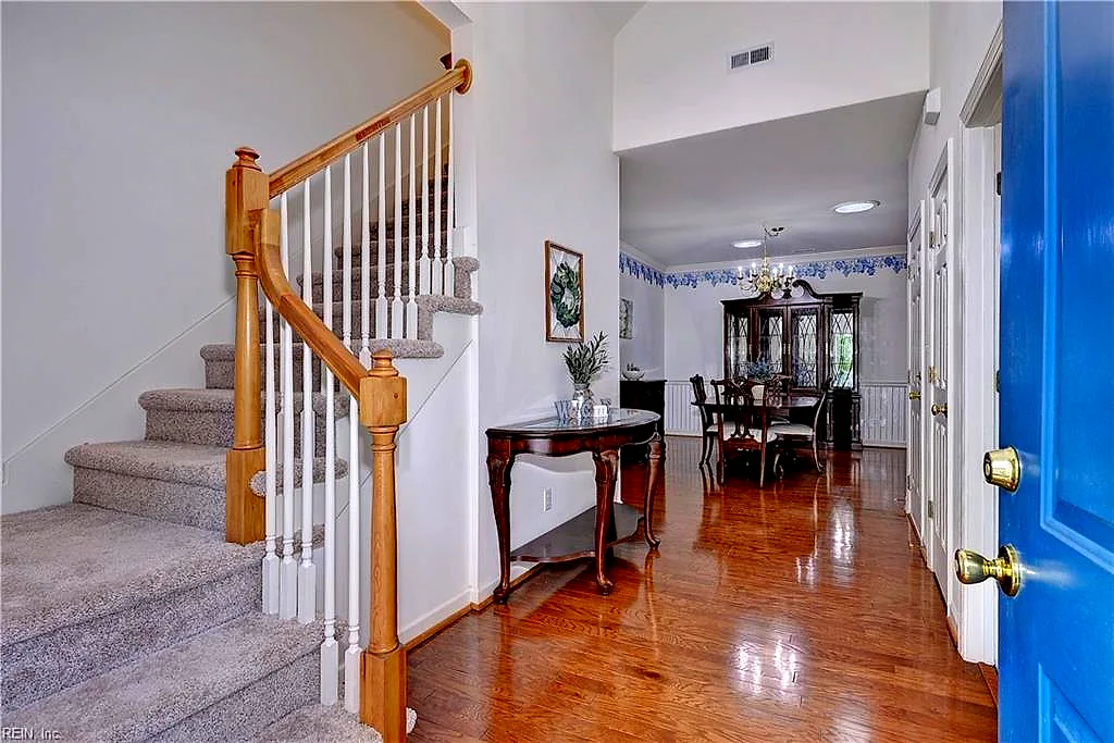 7301 Hatton Xrs, Williamsburg — photo