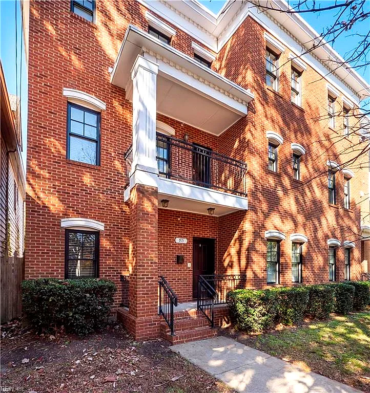 915 Colley Ave #A, Norfolk — photo